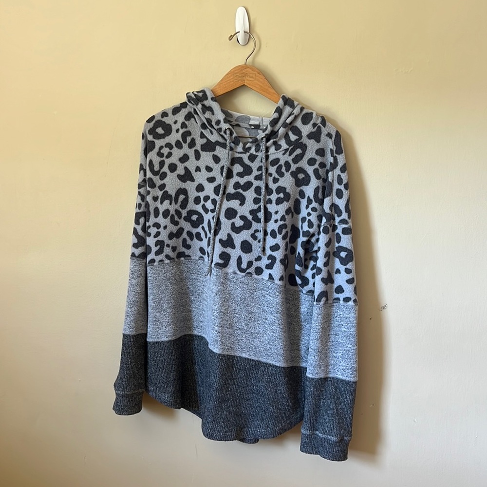 Cute & Soft Lightweight Gray Sweater